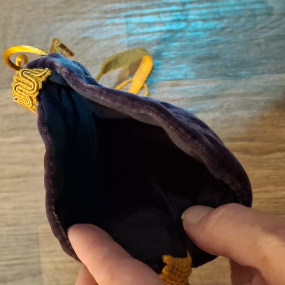 Vintage Handmade Purple Velvet Fairy Tassel Pouch Bag. - Picture 7 of 16